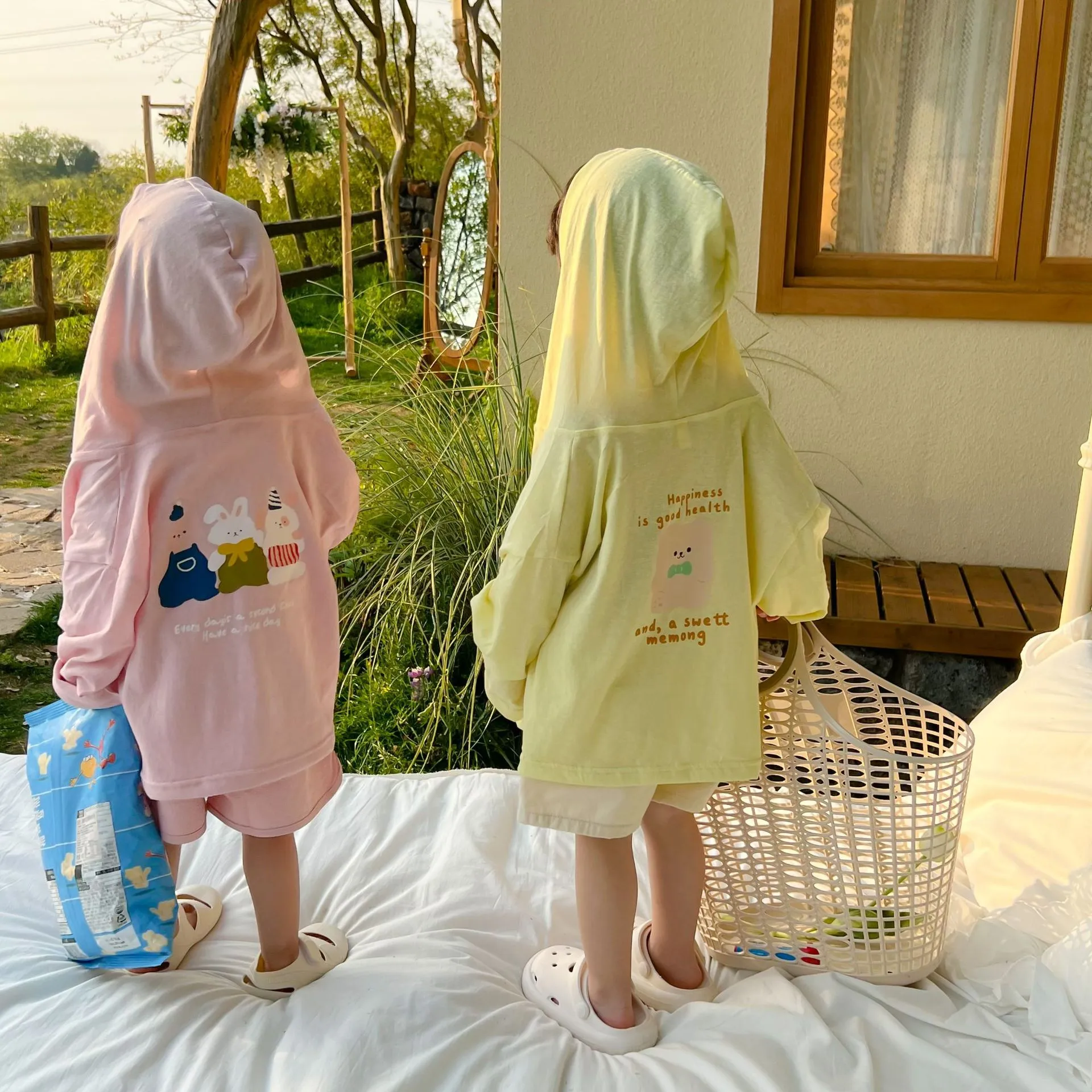 【90-140cm】超人気商品 かわいい 着やすい UVカット フード付き アウター