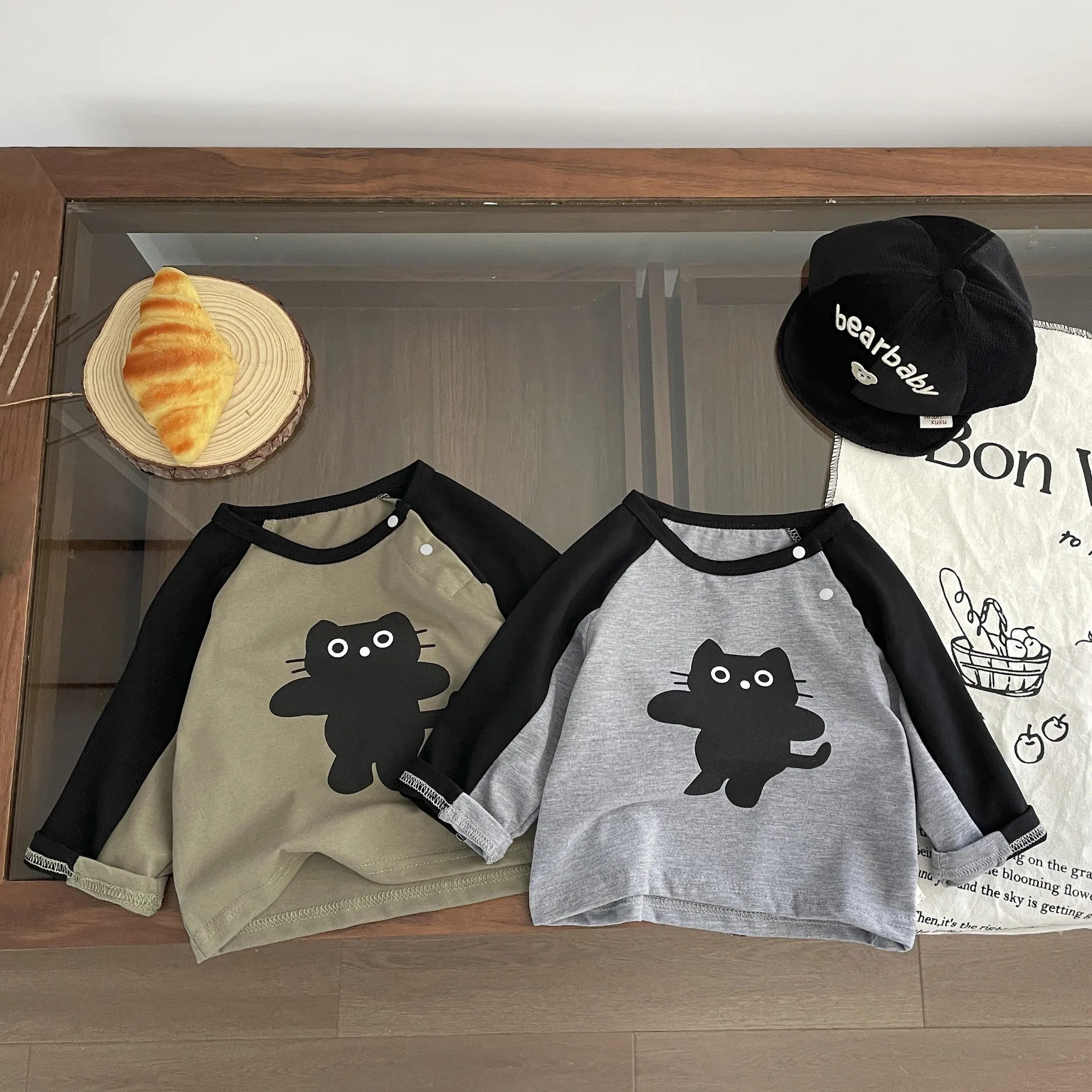 【73-110cm】可愛い カジュアル 配色 動物柄 長袖 ラウンドネック Tシャツ