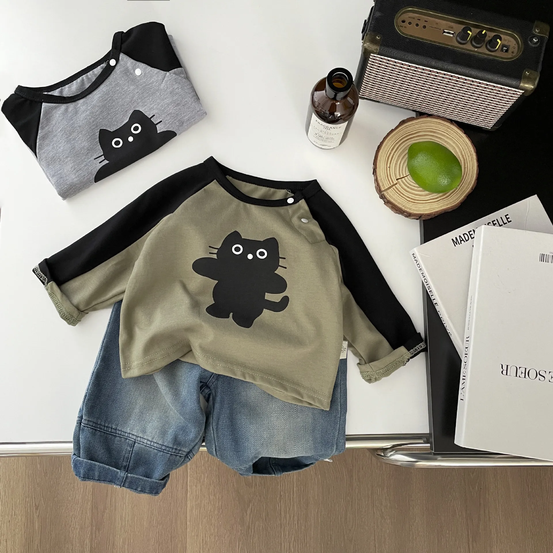 【73-110cm】可愛い カジュアル 配色 動物柄 長袖 ラウンドネック Tシャツ