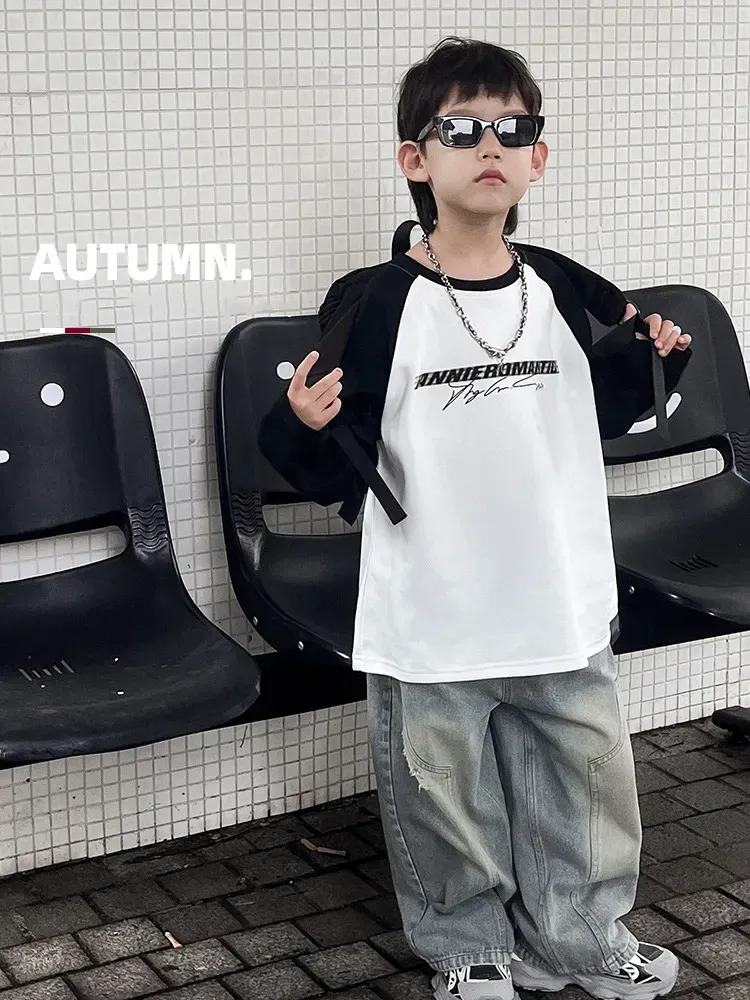 【110-160cm】おすすめ 元気いっぱい 2色選べる 春秋 配色 男の子 アルファベット ゆったり 通気性 長袖 Ｔシャツ
