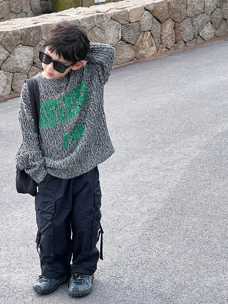 【100-150cm】超ファッション 毎日着たくなる カッコイイ クール カジュアル 配色 男の子 セーター