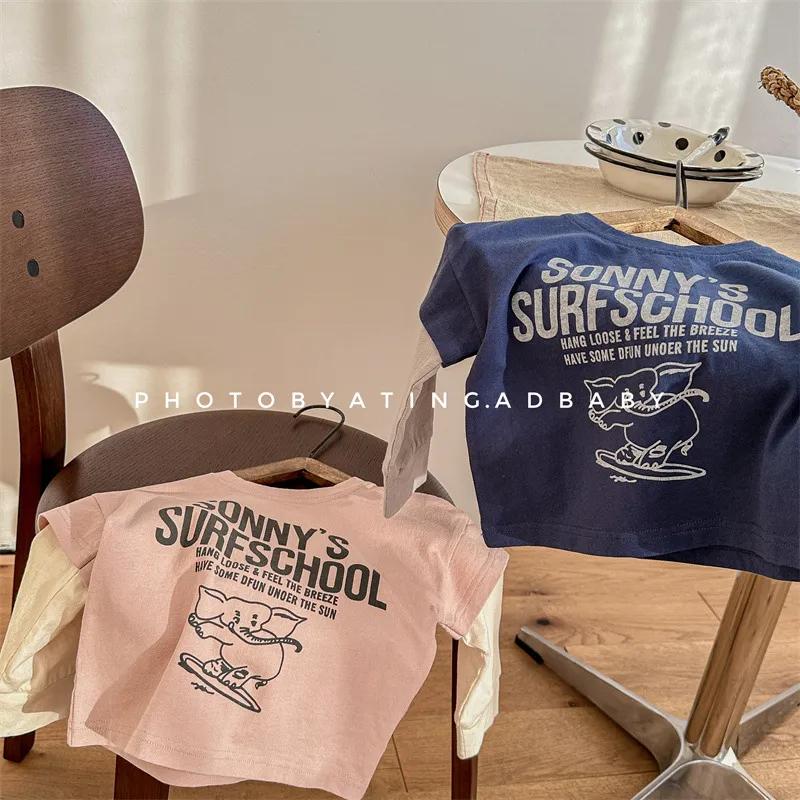 【80-130cm】絶対欲しい おしゃれ シンプル カジュアル  アルファベット 男の子 女の子 長袖 Ｔシャツ