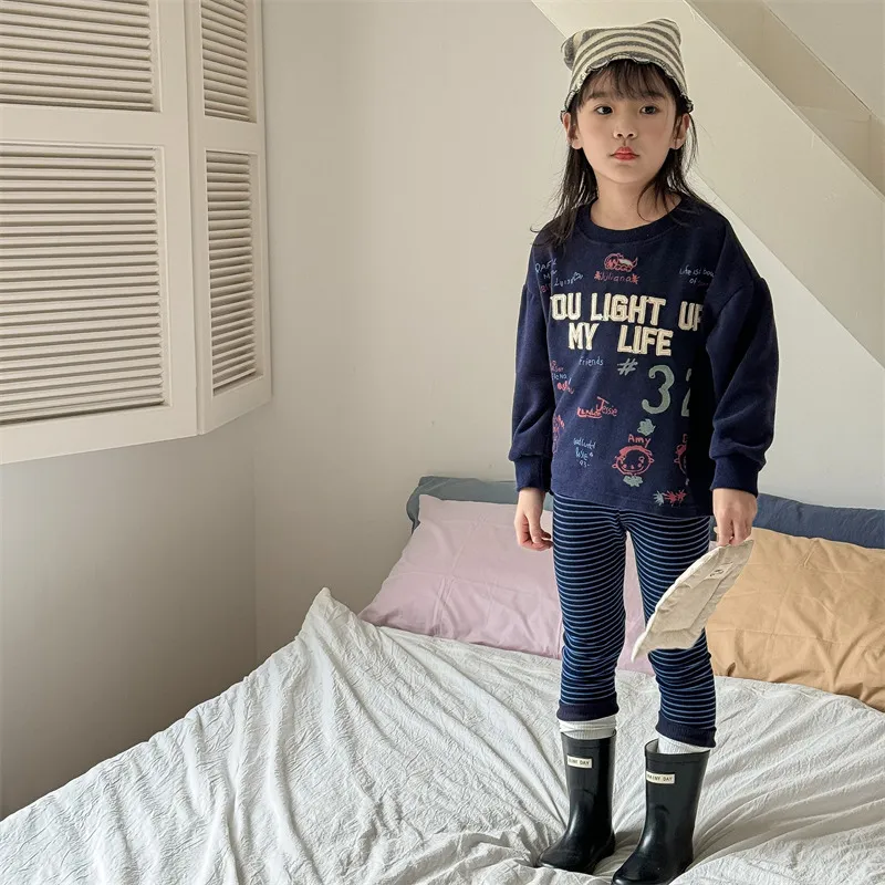 【80-130cm】おすすめ 大人気 合わせやすい カジュアル 個性 アルファベット カラフル 男の子 女の子 トレーナー