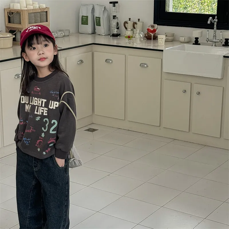 【80-130cm】おすすめ 大人気 合わせやすい カジュアル 個性 アルファベット カラフル 男の子 女の子 トレーナー