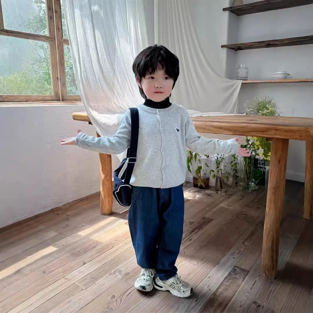 【90-160cm】人気商品 シンプル  定番  合わせやすい  日常  無地  多色選べる  男の子 女の子  カーディガン