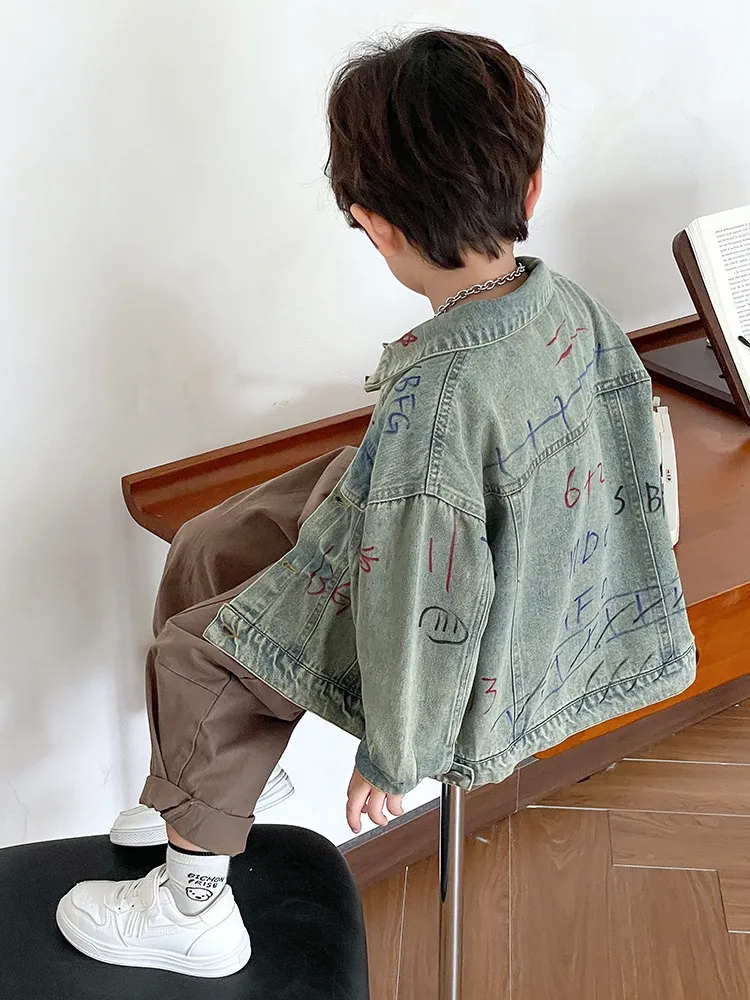 【90-150cm】おすすめ 大人気  ファッション  カジュアル  クール  合わせやすい  男の子  デニム  アウター