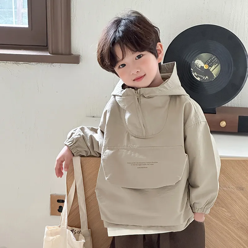 【90-150cm】人気上昇中  秋新作  カッコイイ  おしゃれ  ファッション  無地  男の子  パーカー