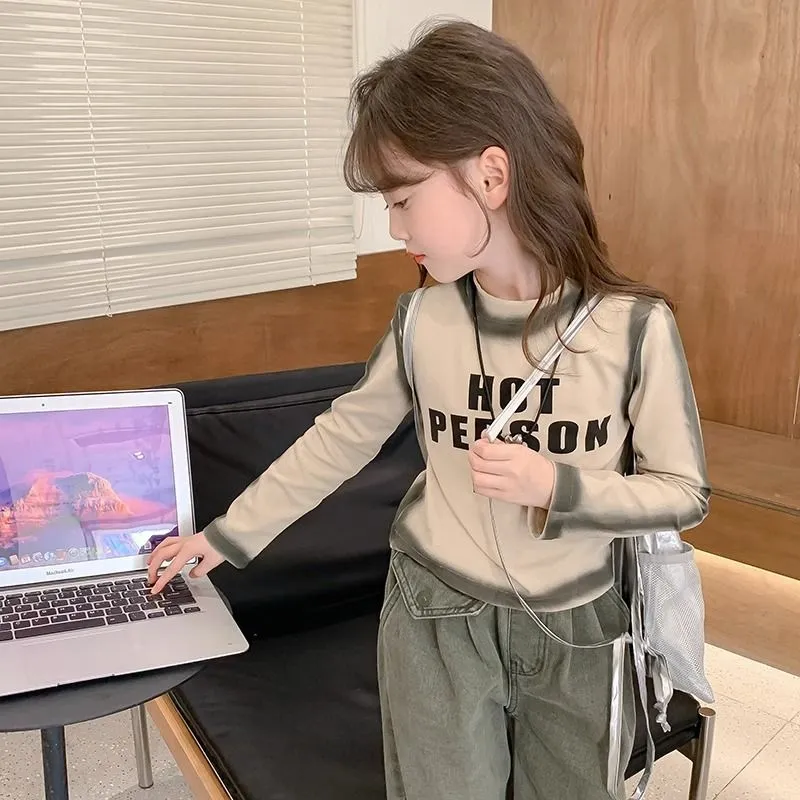 【90-150cm】カジュアル 英字プリントTシャツ トップス 長袖 通園 通学 長袖Tシャツ 子供服