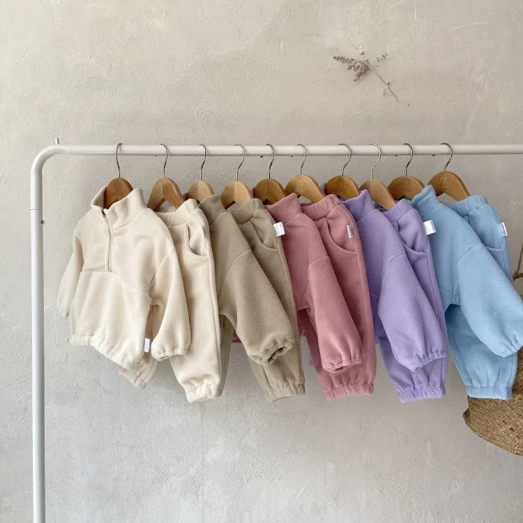 【73-130cm】二点セット 人気商品 ファッション おしゃれ スタンドネック 多色選べる トレーナー+パンツ=セットアップ