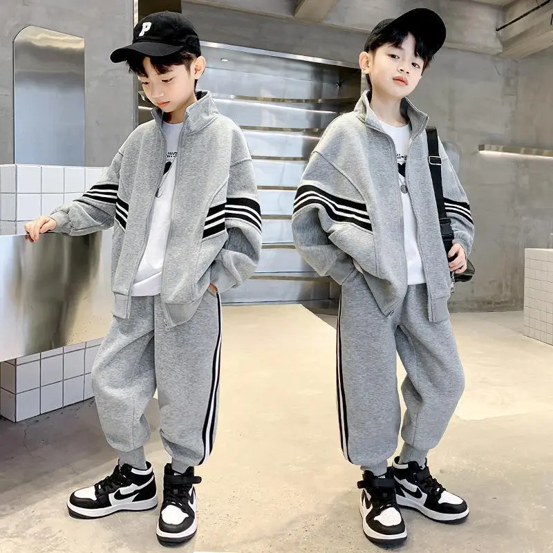 【110-160cm】二点セット 絶対見逃さないで  カッコイイ  クール  カジュアル 男の子  トレーナー＋パンツ セットアップ