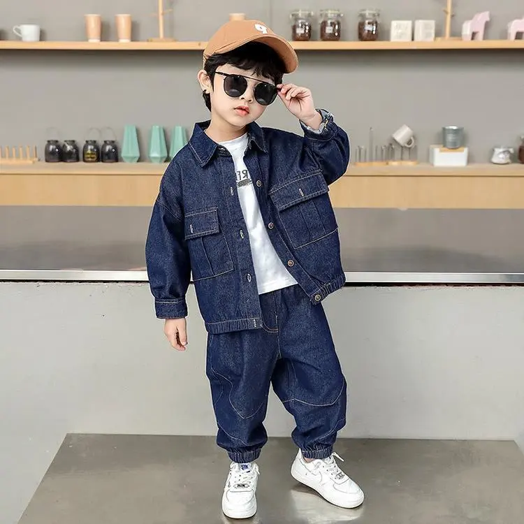 【90-150cm】二点セット 超人気商品   定番  カジュアル  ファッション  男の子  デニム アウター＋パンツ＝セットアップ