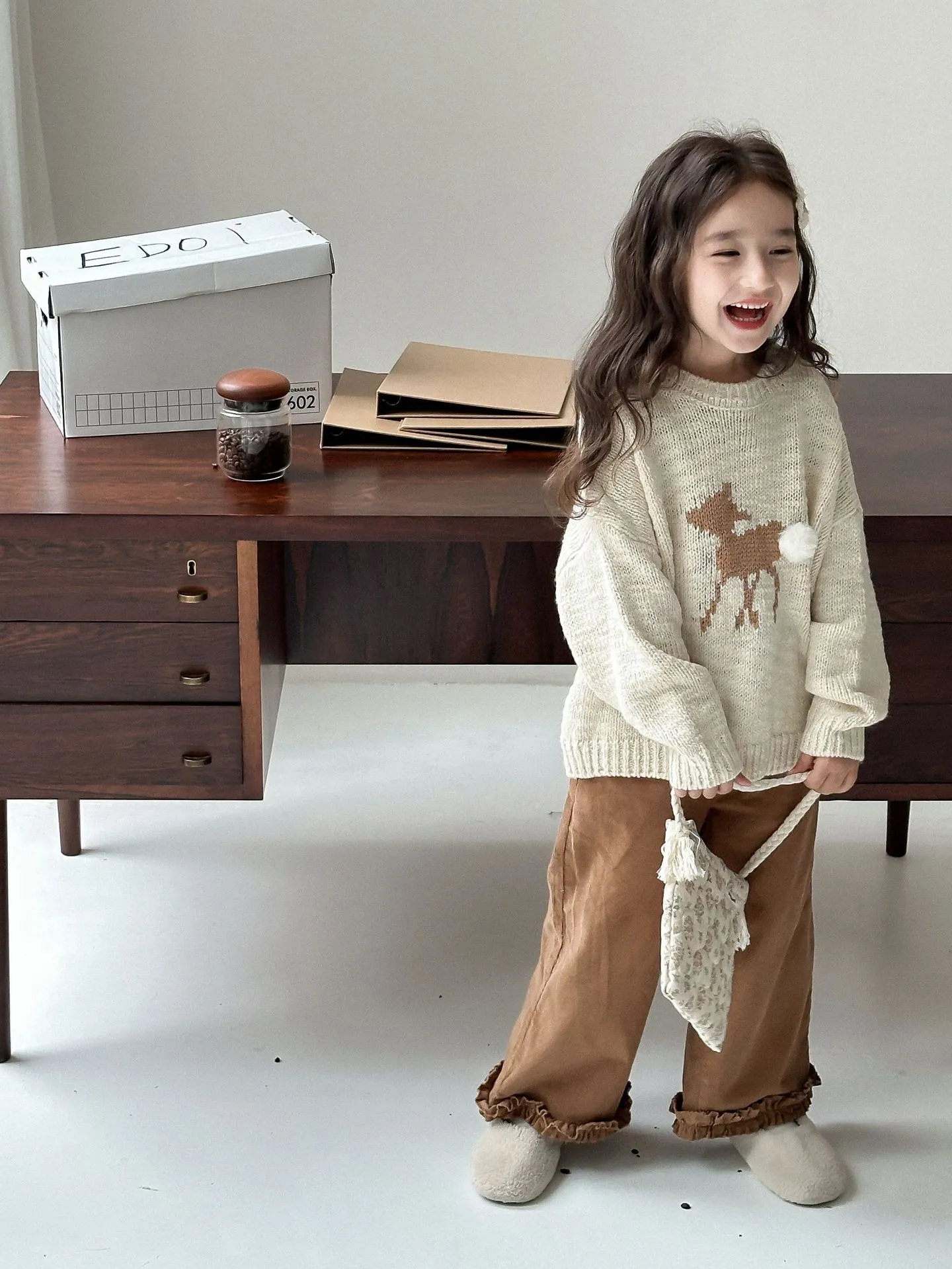 【90-150cm】二点セット  ファッション  ガーリッシュ  フェミニン  きれいめ  女の子 セーター＋パンツ＝セットアップ