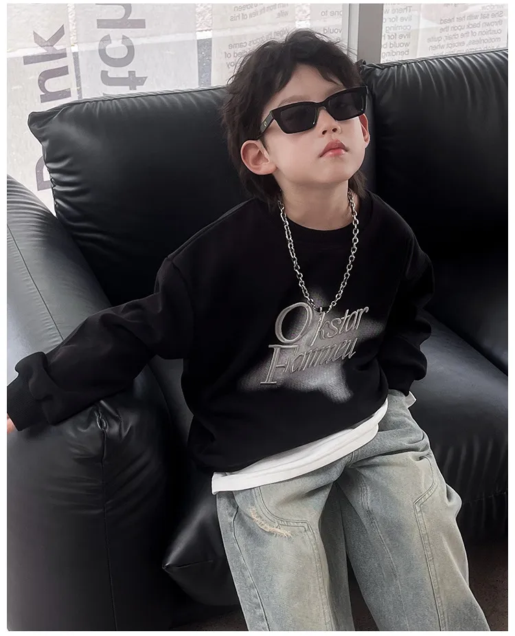 【110-160cm】合わせやすい アウターとの重ね着も楽しめるアイテム   トップス 子供服