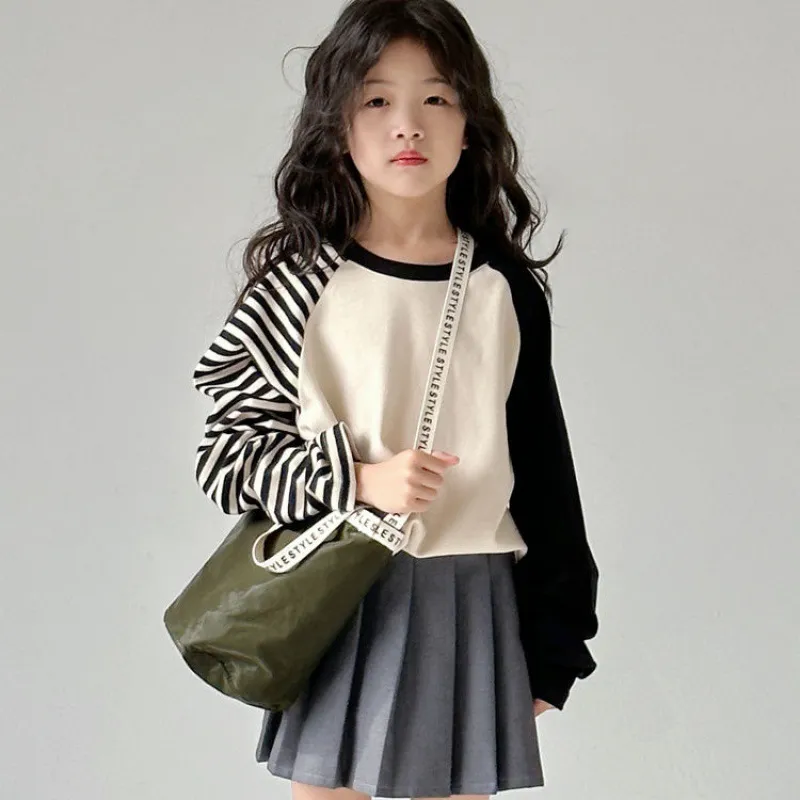 【110-160cm】二点セット 単品注文可 おしゃれ  ガーリッシュ 学園風  女の子 長袖Ｔシャツ+プリーツ セットアップ