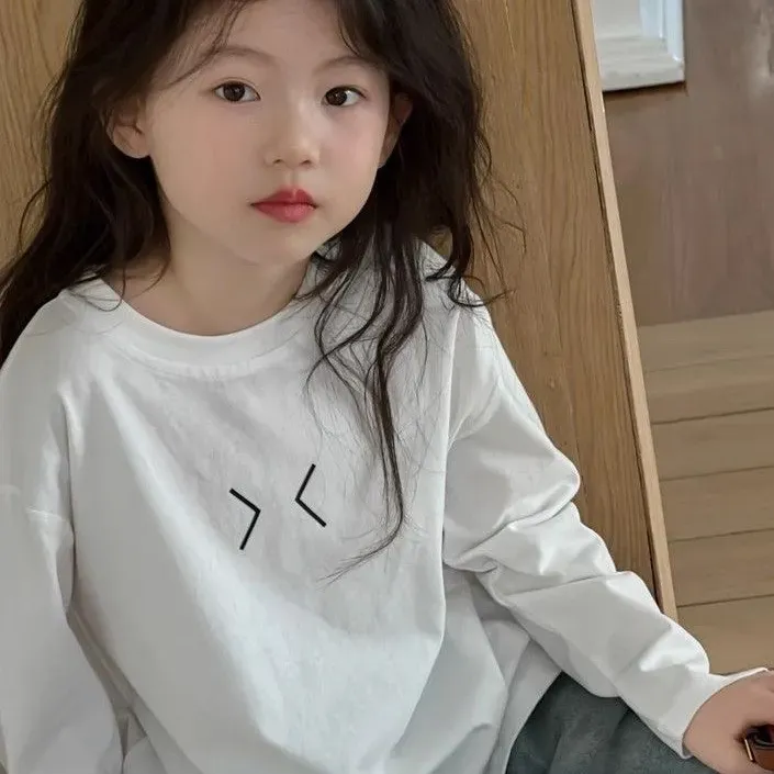【100-160cm】大人気 毎日着たくなる カジュアル シンプル きれいめ 女の子 長袖 Ｔシャツ