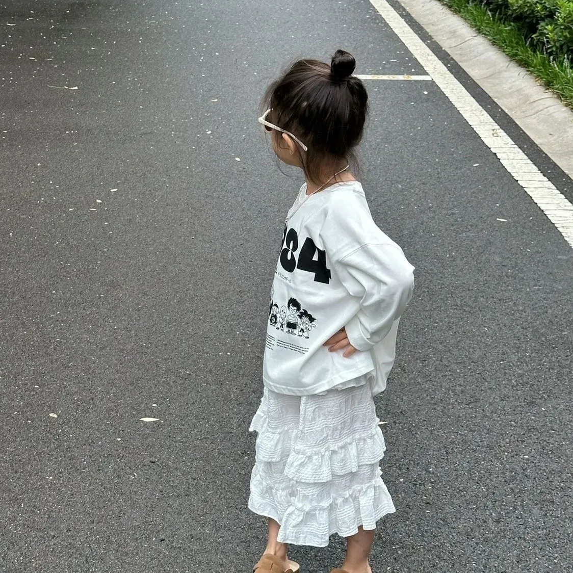 【100-160cm】絶対後悔しない  カジュアル  カートゥーン 数字柄  可愛い  女の子 長袖 Ｔシャツ