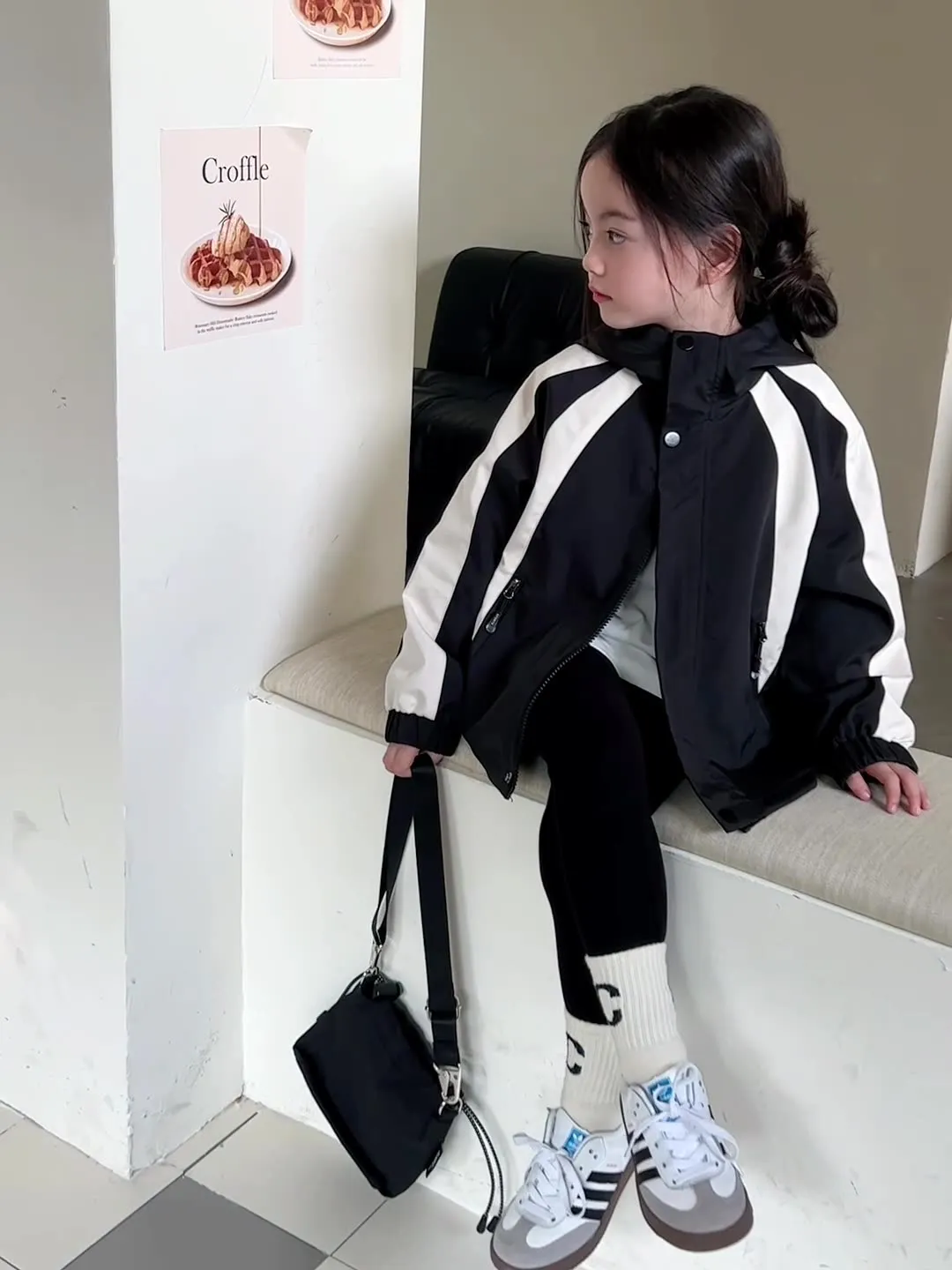 【90-150cm】絶対後悔しない  合わせやすい  クール  ファッション  配色  女の子  アウター