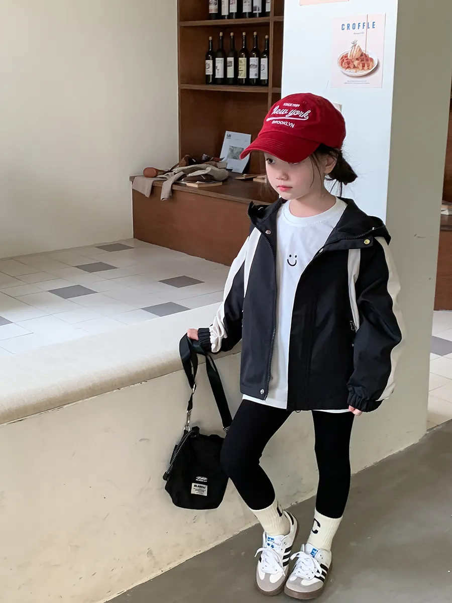 【90-150cm】絶対後悔しない  合わせやすい  クール  ファッション  配色  女の子  アウター