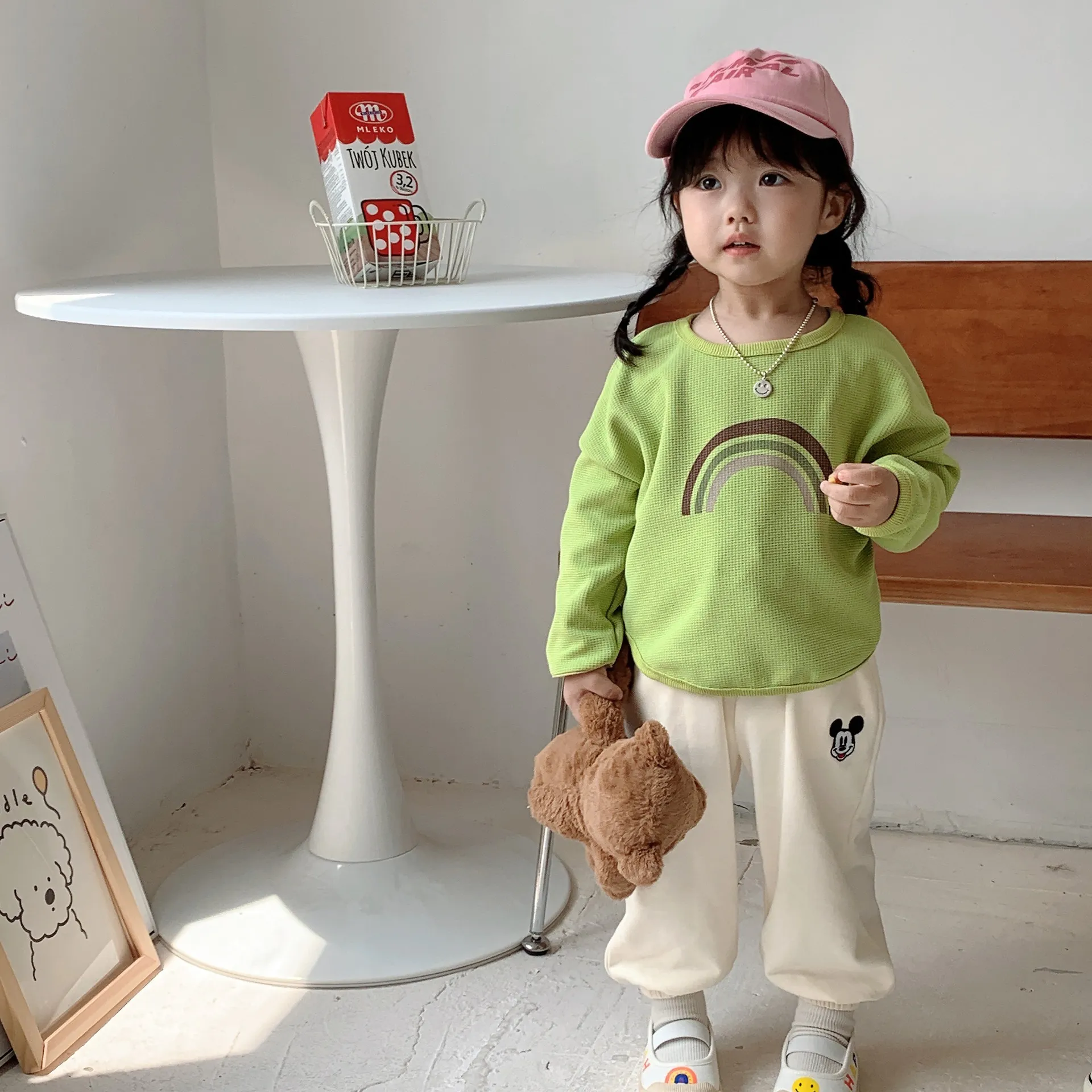 【80-140cm】絶対後悔しない シンプル  カジュアル  合わせやすい  可愛い 男の子  女の子 トレーナー