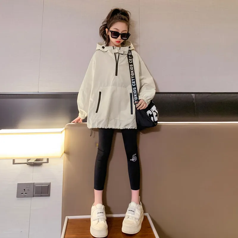 【120-170cm】おすすめ 存在感アップ シンプル クール カジュアル 女の子 フード付き アウター