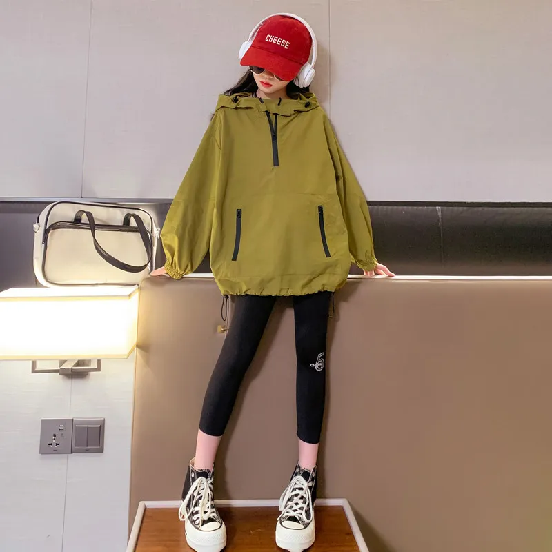 【120-170cm】おすすめ 存在感アップ  シンプル  クール  カジュアル  女の子  フード付き アウター