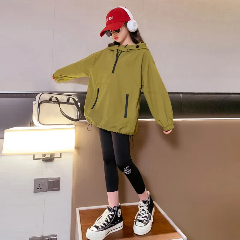 【120-170cm】おすすめ 存在感アップ  シンプル  クール  カジュアル  女の子  フード付き アウター