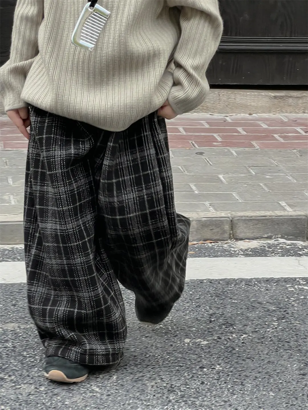 【90-150cm】絶対見逃さないで 爆売れ中 レトロ チェック柄 合わせやすい ワイドレッグパンツ