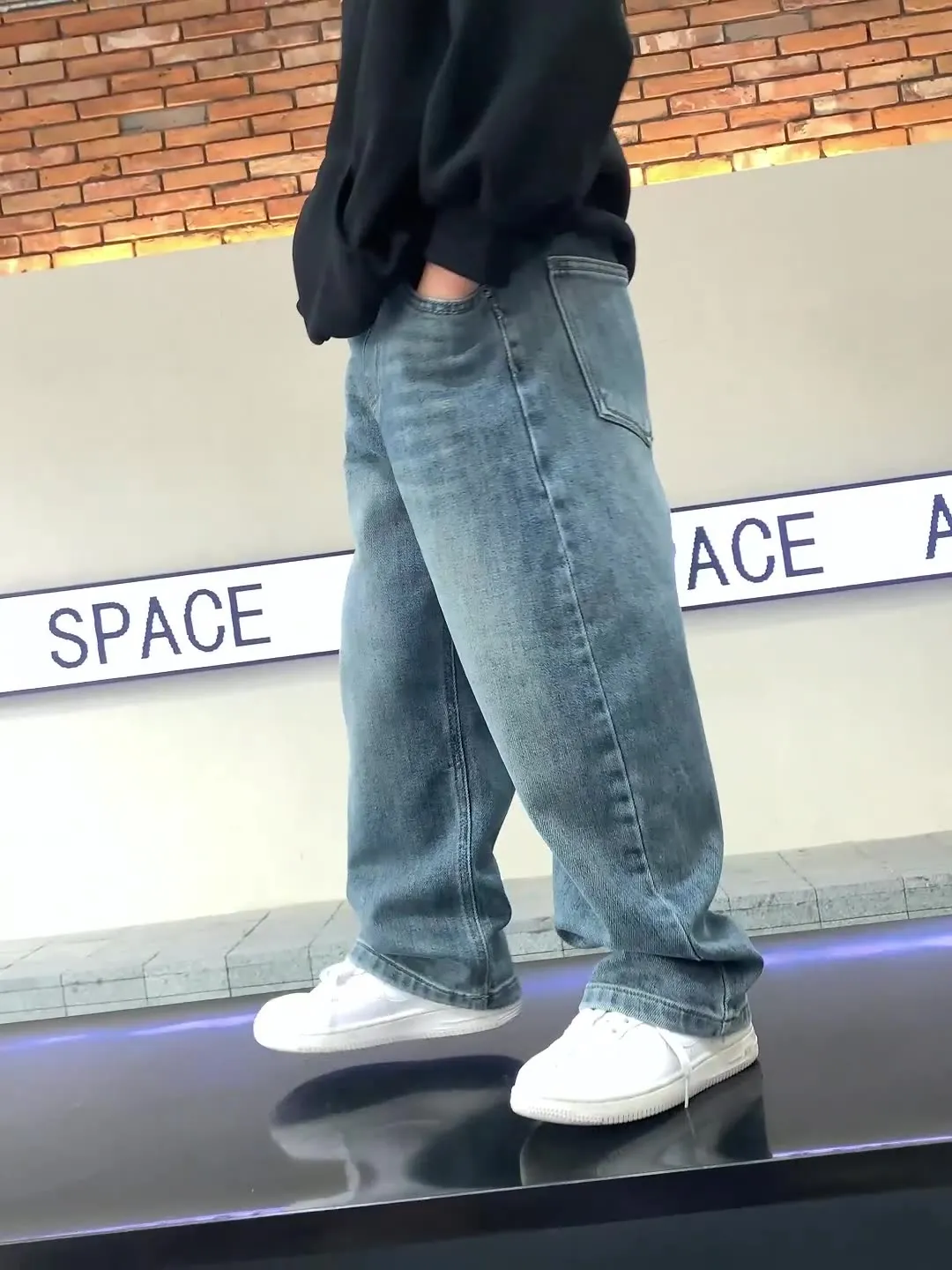 【110-170cm】よく売れる カジュアル ルーズ 合わせやすい トレンド 人気 デニムパンツ