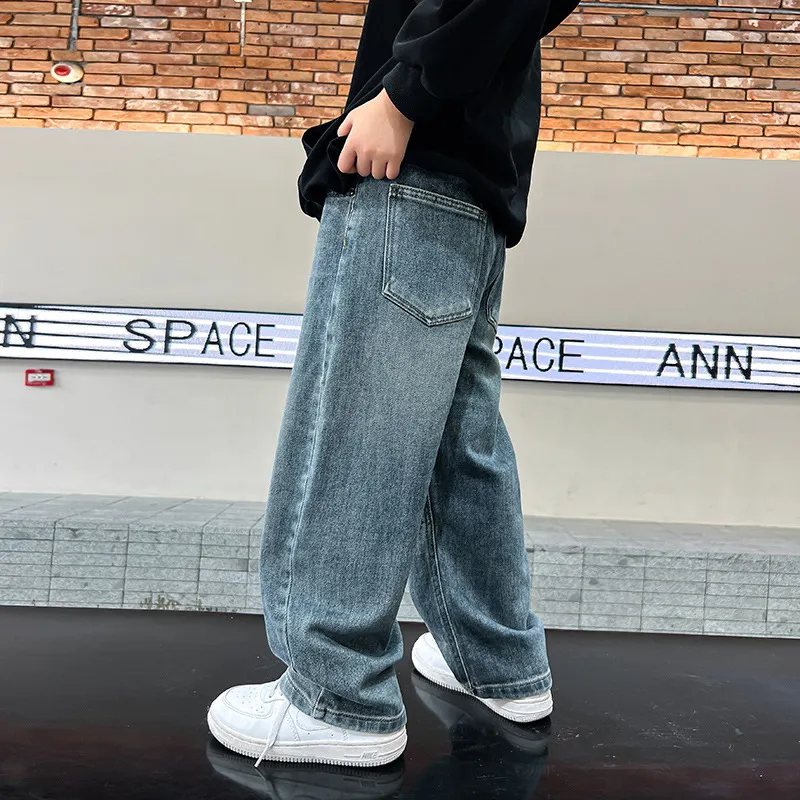 【110-170cm】よく売れる カジュアル ルーズ 合わせやすい トレンド 人気 デニムパンツ