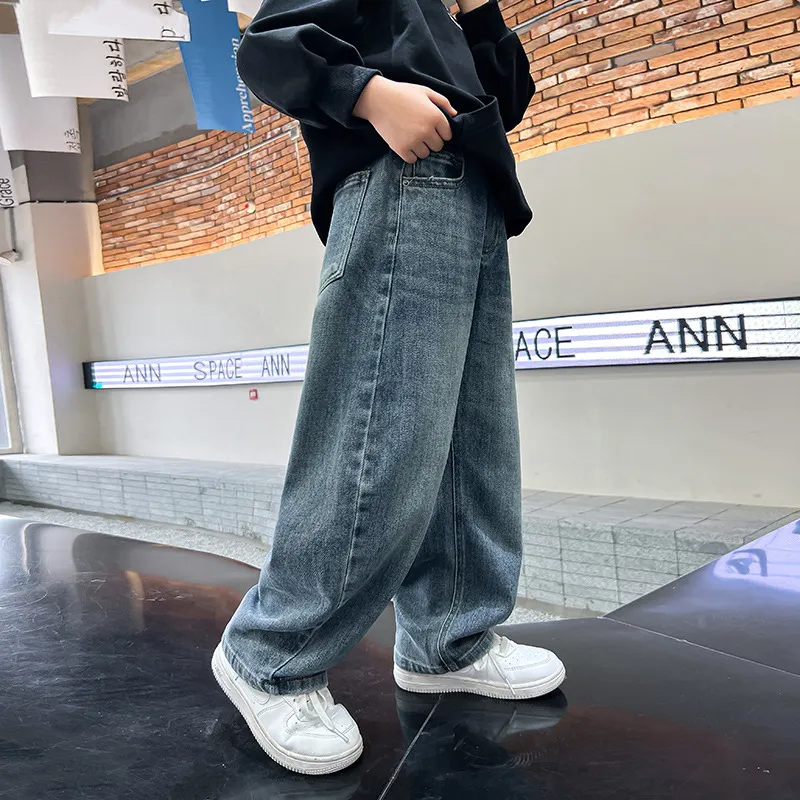 【110-170cm】よく売れる カジュアル ルーズ 合わせやすい トレンド 人気 デニムパンツ