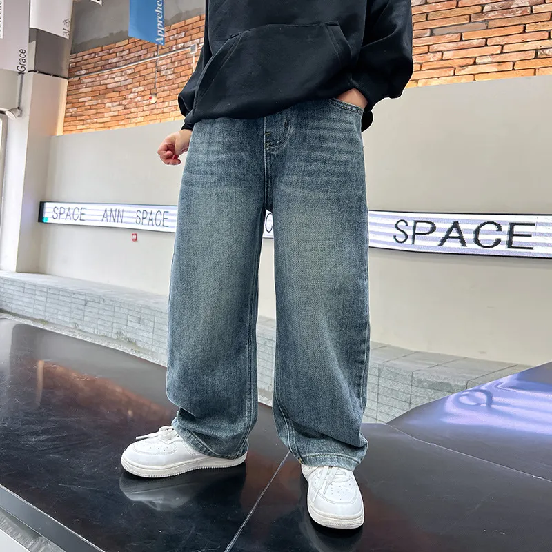 【110-170cm】よく売れる カジュアル ルーズ 合わせやすい トレンド 人気 デニムパンツ
