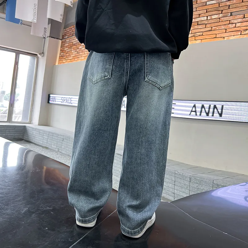 【110-170cm】よく売れる カジュアル ルーズ 合わせやすい トレンド 人気 デニムパンツ