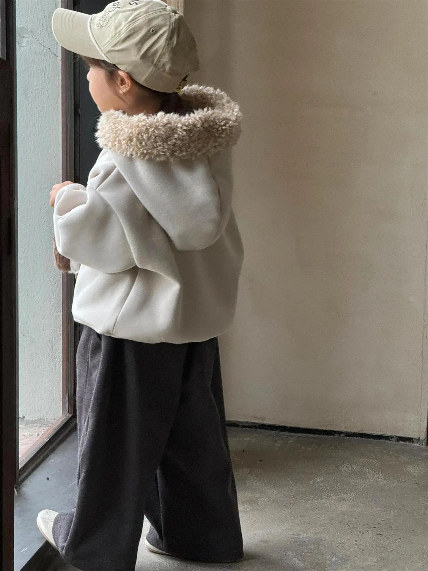 【90-140cm】好感度UP 爆売れ中 きれいめ ナチュラル シンプル フード付き 女の子 パーカー