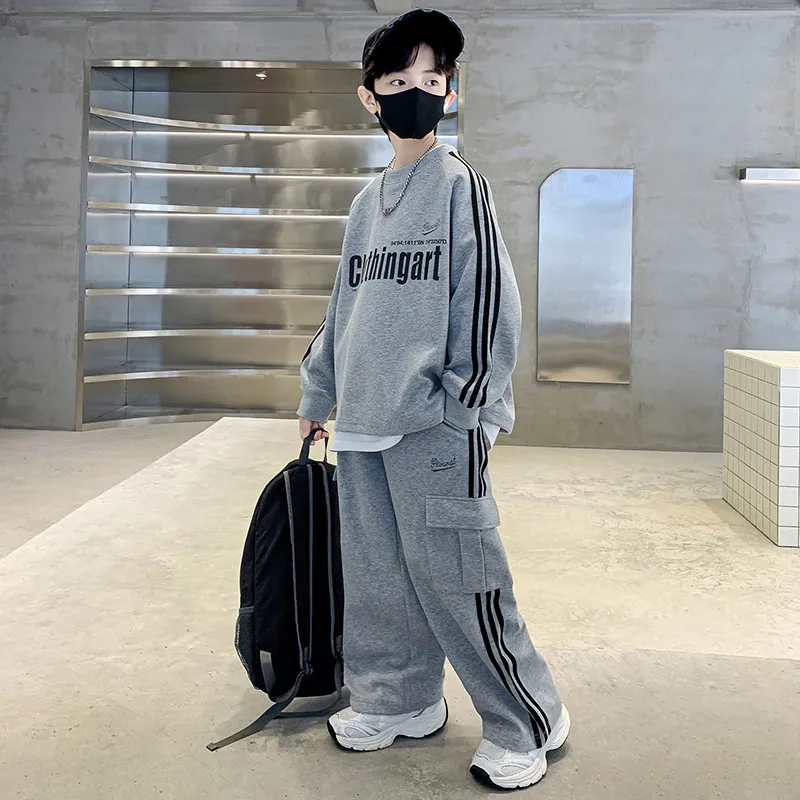 【120-170cm】二点セット 超人気商品 スポーツ カジュアル 男の子 トレーナー＋パンツ セットアップ