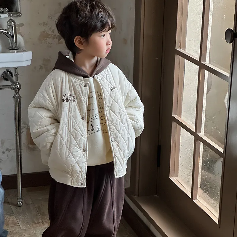【90-150cm】着回し最強 大人気 カートゥーン アルファベット カジュアル 男の子 秋冬 アウター