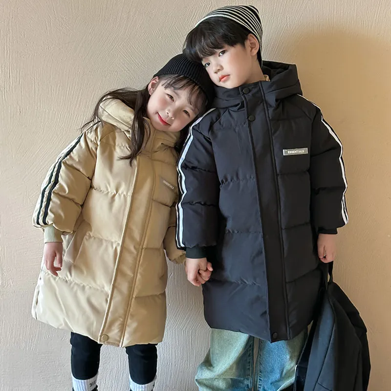【100-160cm】着回し力抜群 カジュアル 合わせやすい 大注目 男の子 女の子 フード付き アウター