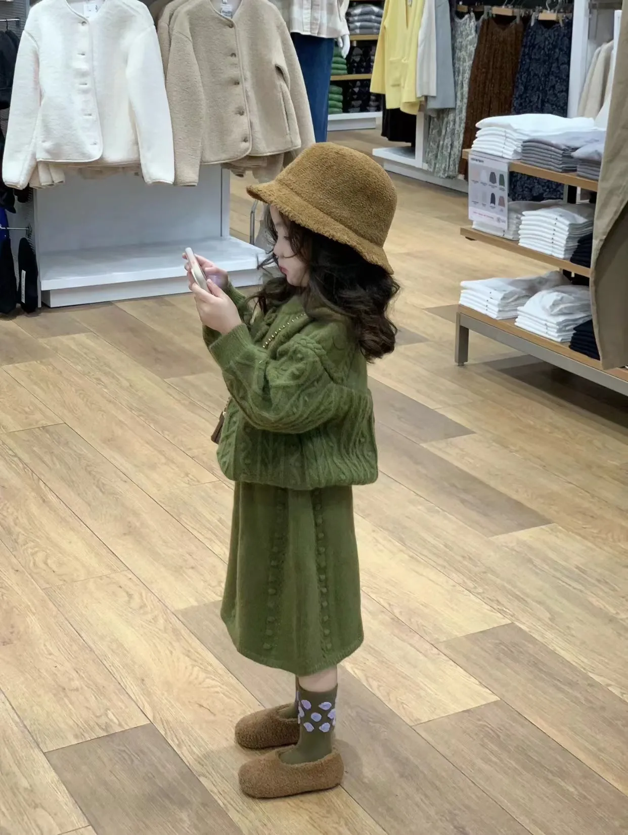 【90-140cm】二点セット ins風 ファッション ガーリッシュ 女の子 ニット セーター＋スカート セットアップ
