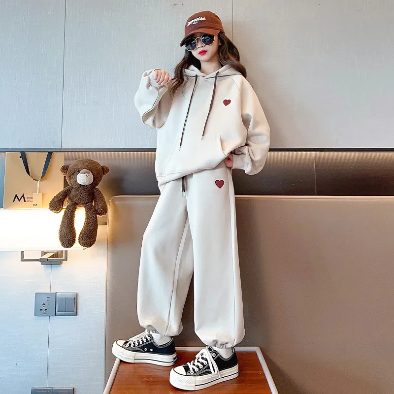 【120-170cm】二点セット 女の子 シンプル カジュアル 定番 フード付き パーカー+長ズボン セットアップ