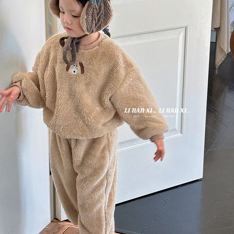 【90-130cm】大好評 ふわふわ 着心地良い 女の子 男の子 防寒 ルームウェア