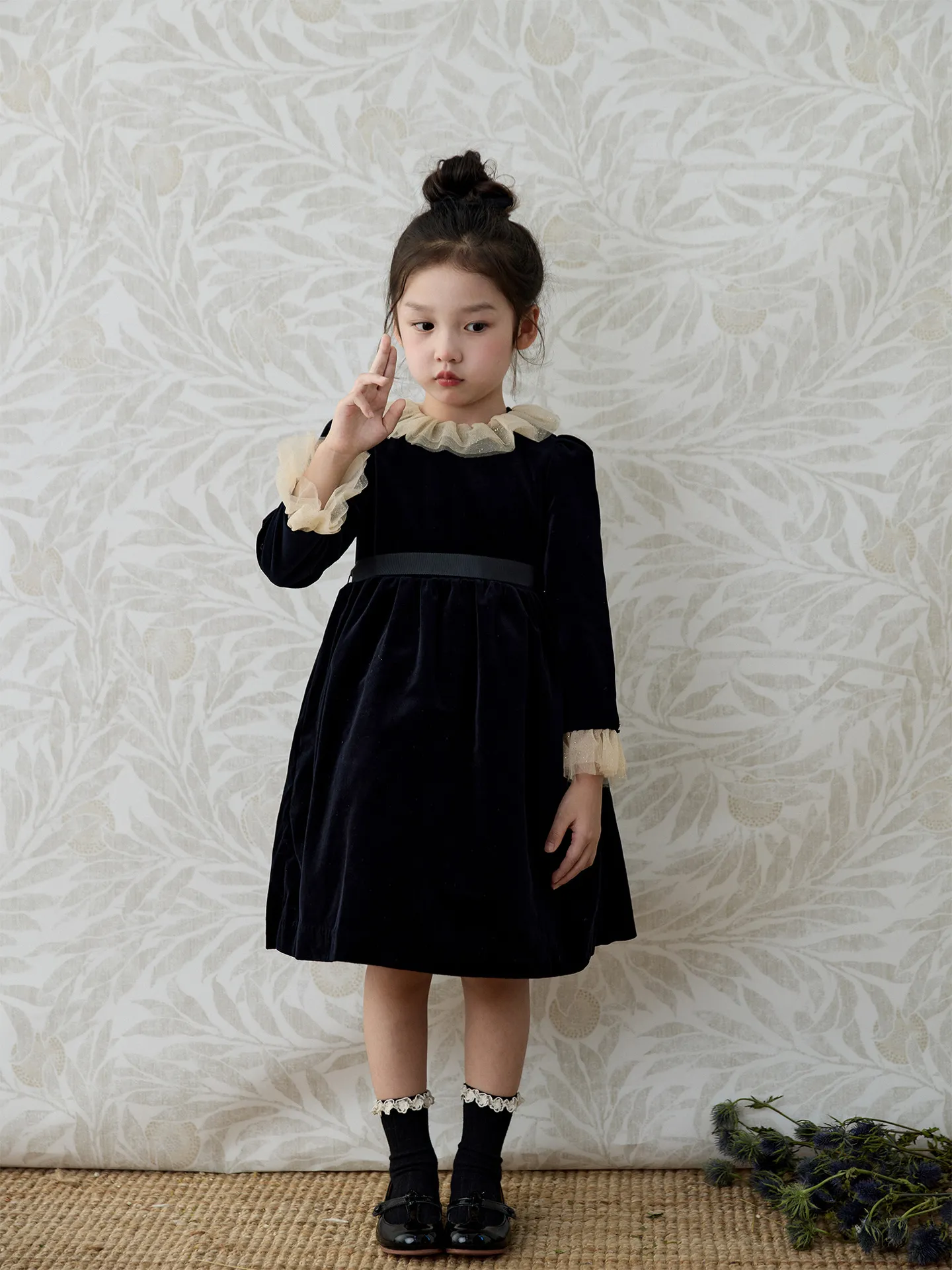 【120-170cm】毎日着たくなる プリンセス フリル衿 セレブリティ 女の子 ワンピース