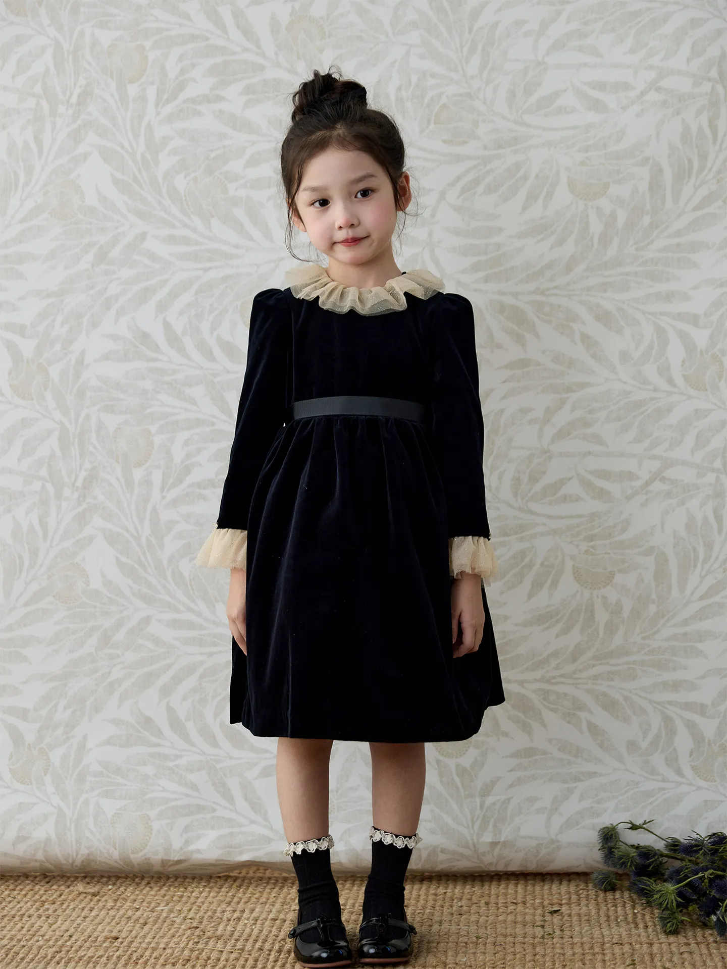 【120-170cm】毎日着たくなる プリンセス フリル衿 セレブリティ 女の子 ワンピース