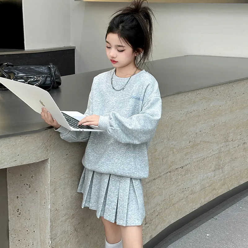 【120-170cm】二点セット オシャレ スウィート リボン付き 女の子 トレーナー+スカート セットアップ
