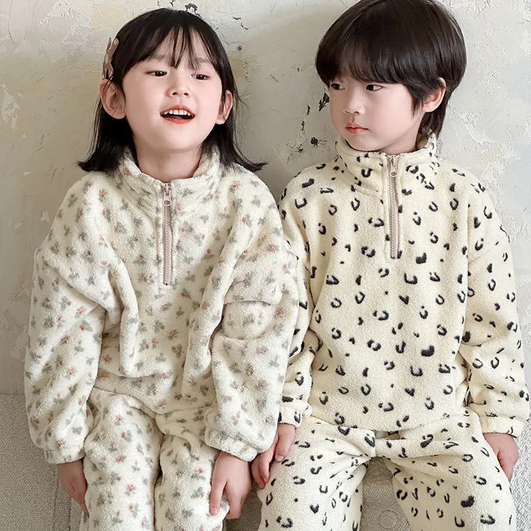 【90-160cm】超人気 ふわふわ 着心地良い トレンド スタンドネック 肌触り良い ルームウェア