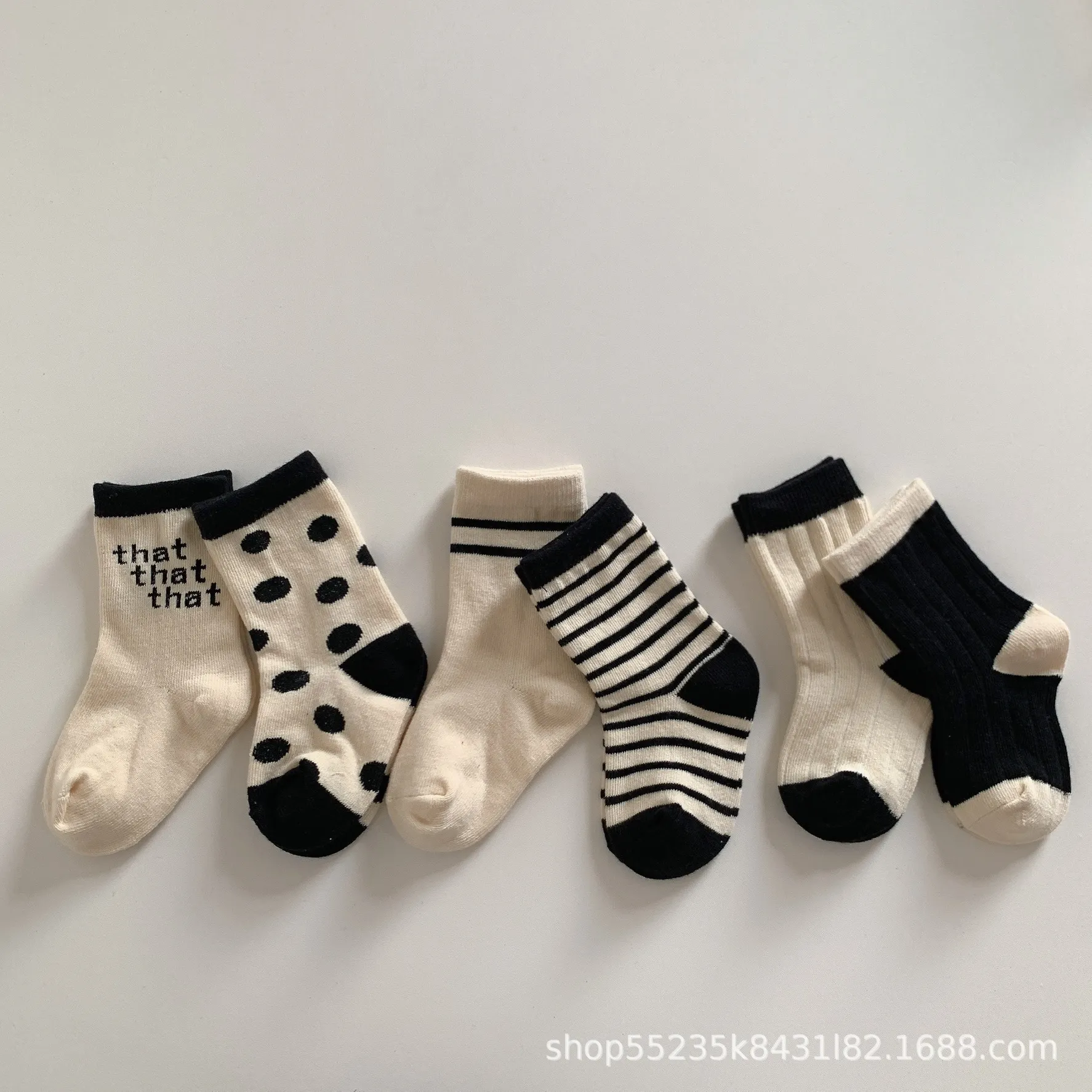 【激安1円!!】超人気商品 可愛い 合わせやすい 履きやすい 子供 靴下 ソックス
