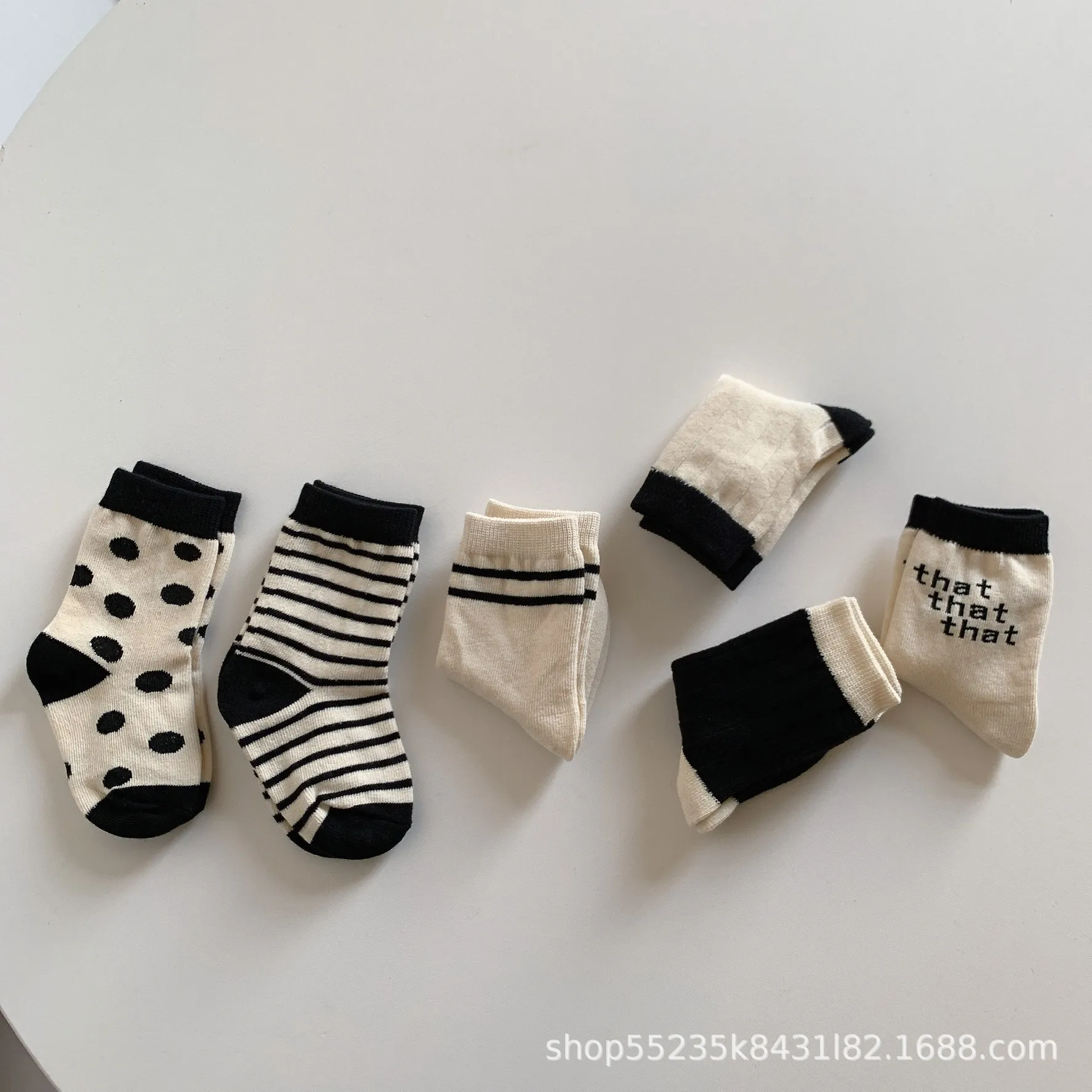 【激安1円!!】超人気商品 可愛い 合わせやすい 履きやすい 子供 靴下 ソックス