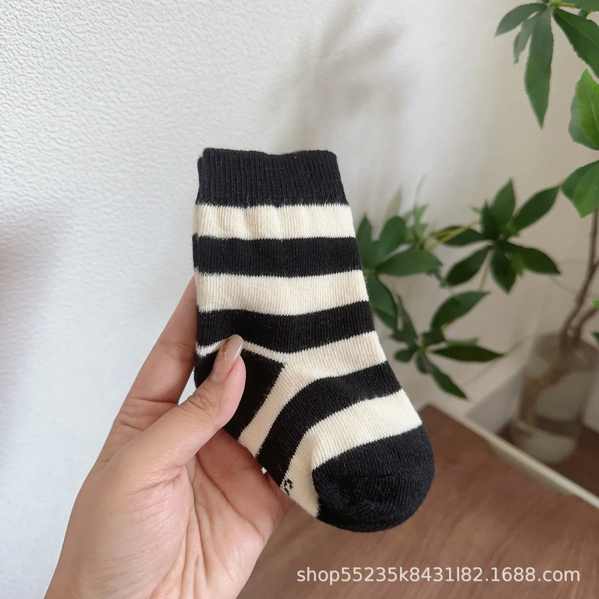 【激安1円!!】超人気商品 可愛い 合わせやすい 履きやすい 子供 靴下 ソックス