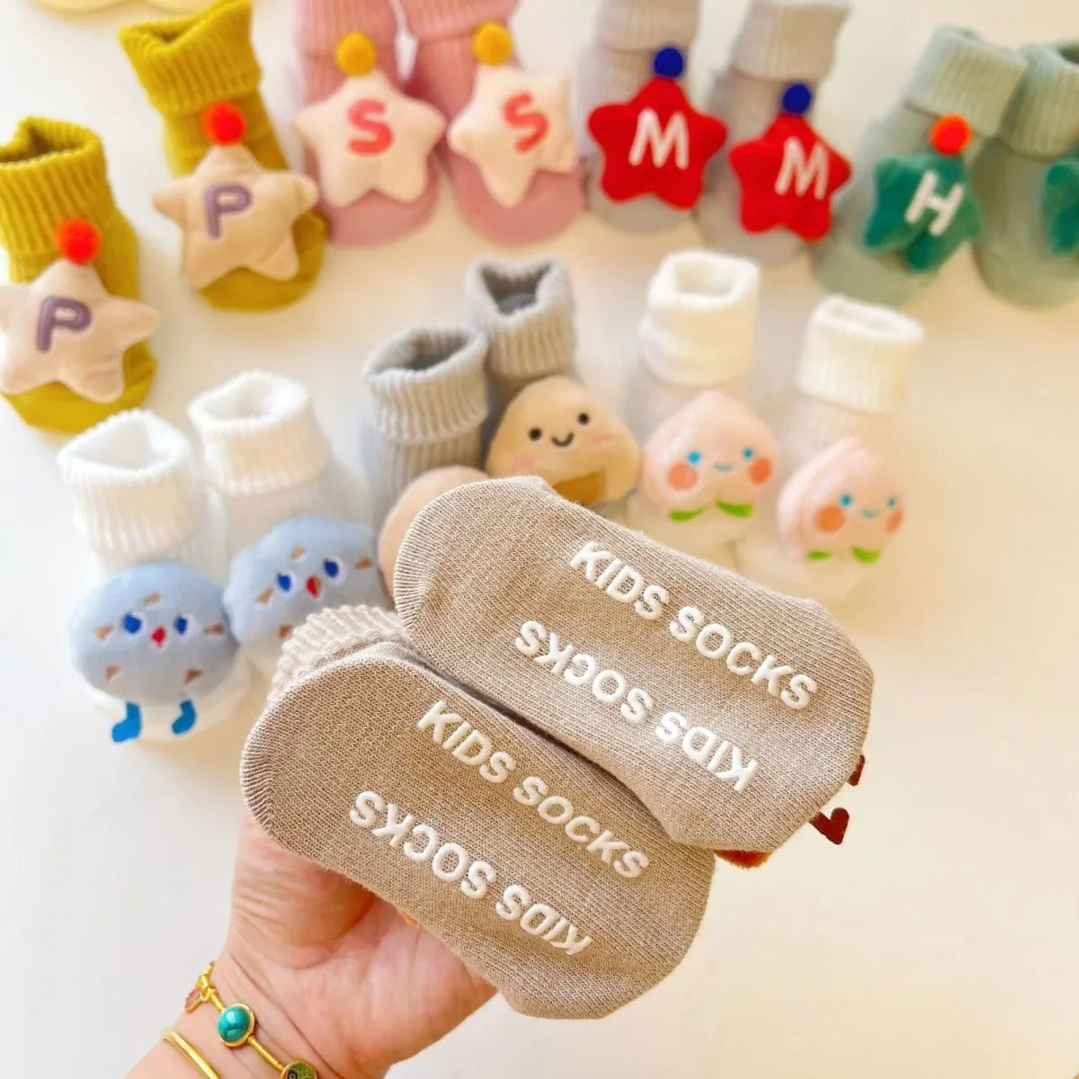 【激安1円!!】おしゃれ 可愛い カートゥーン 人気 履きやすい 靴下 ベビー ソックス