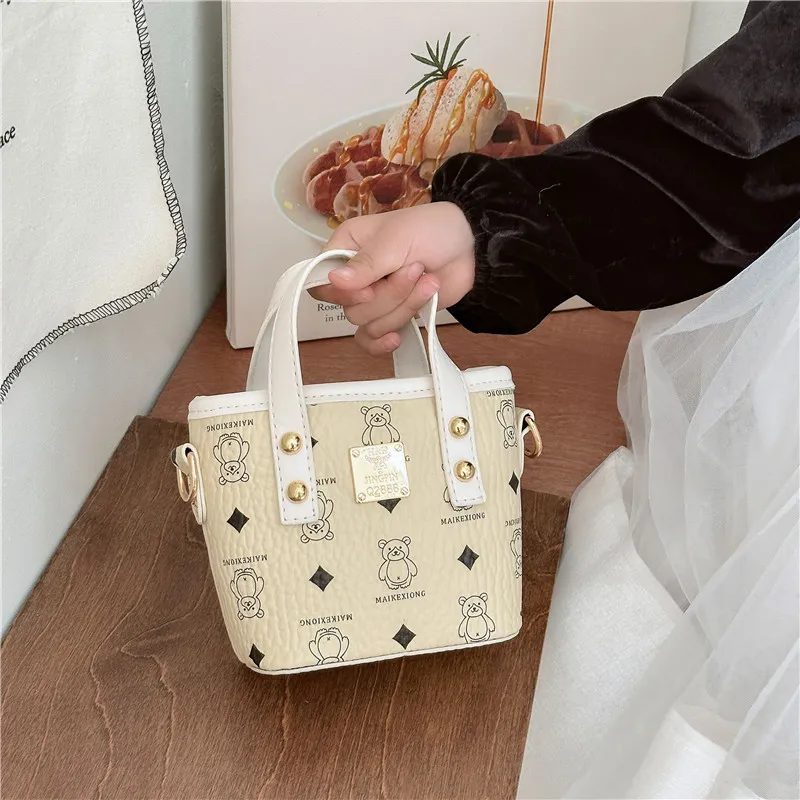 【激安1円！！】大人気 可愛い 上品 大容量 合わせやすい ミニ 手持ち バッグ